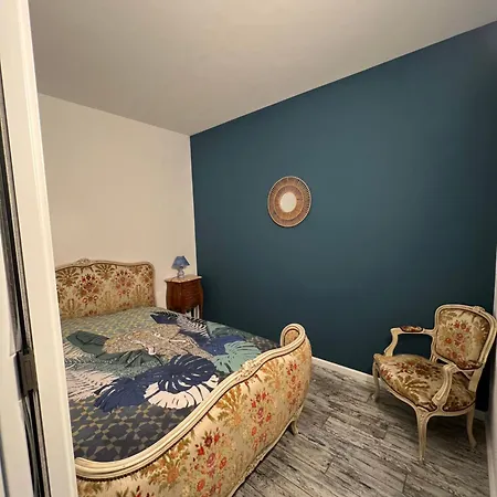 En Lisière De Forêt *